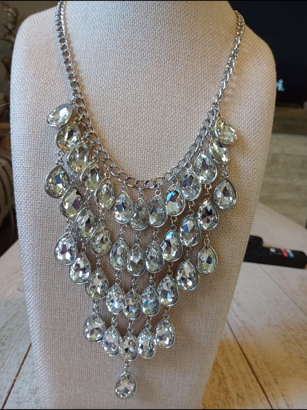 Vintage Zi-Crystal Teardrop Bib Necklace